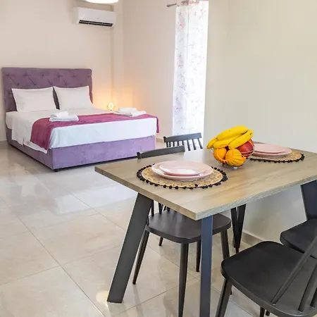 Effie's * Δρέπανο